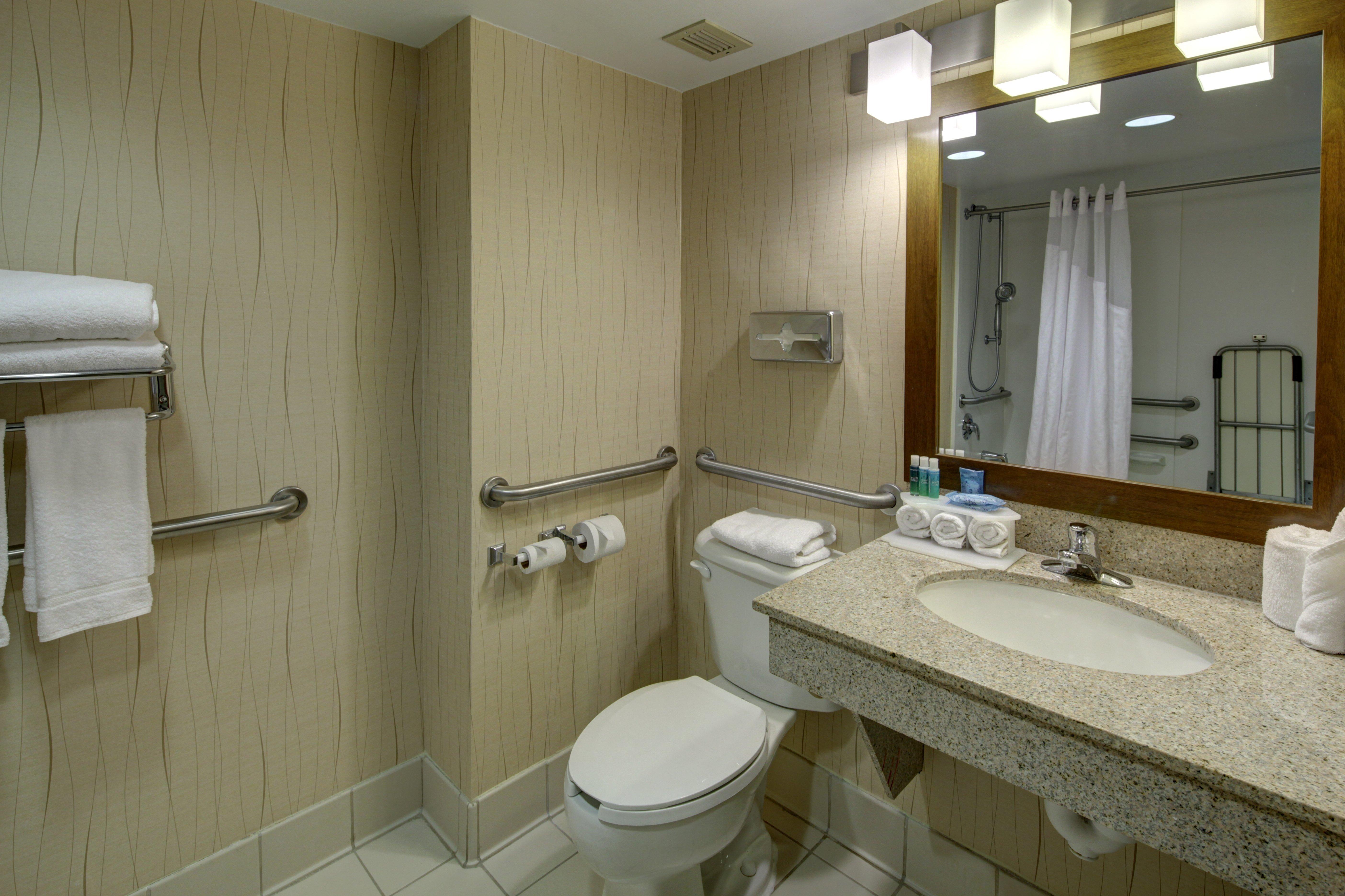 Holiday Inn Express Hotel & Suites Emporia By Ihg Екстер'єр фото