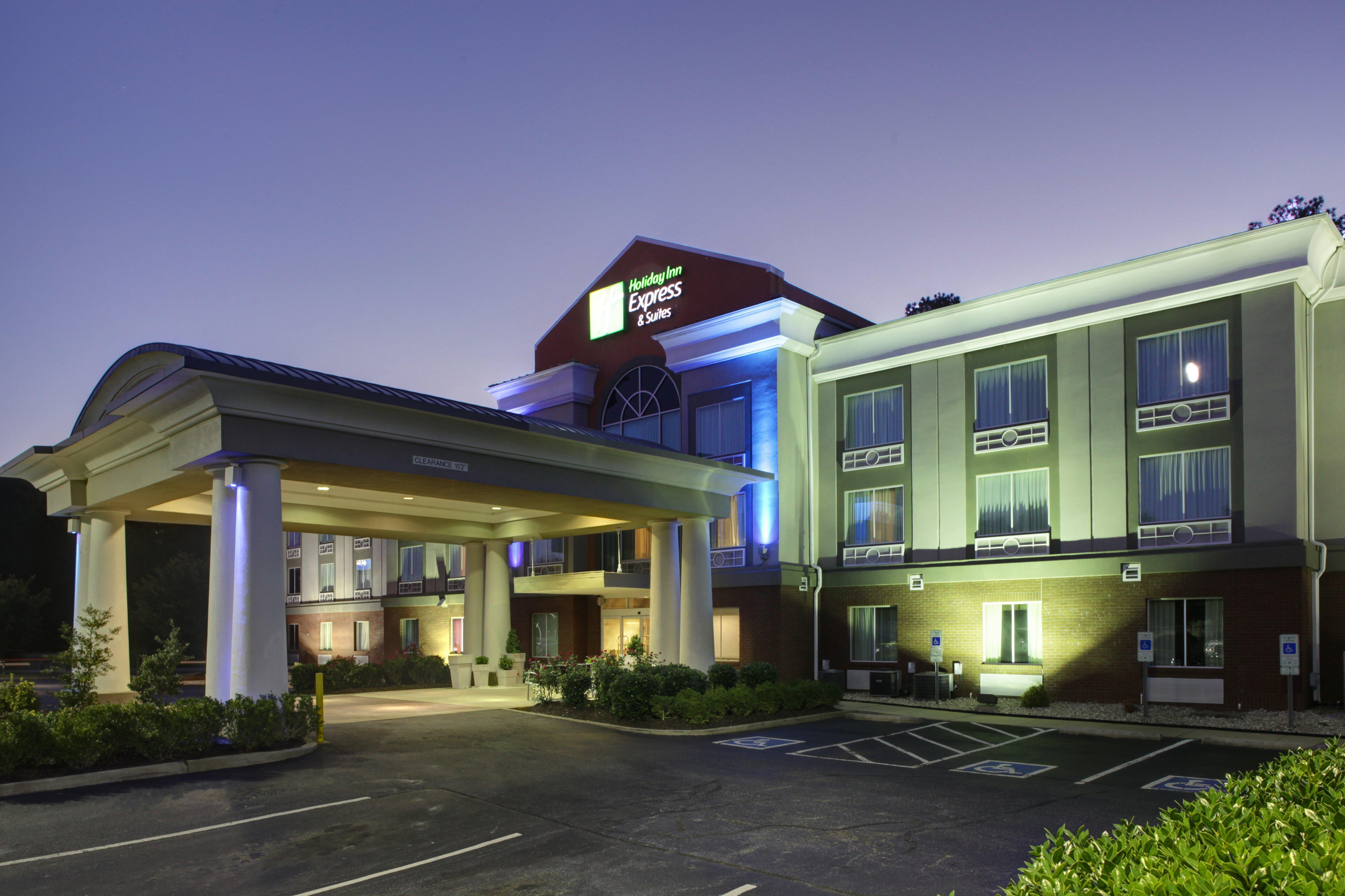 Holiday Inn Express Hotel & Suites Emporia By Ihg Екстер'єр фото